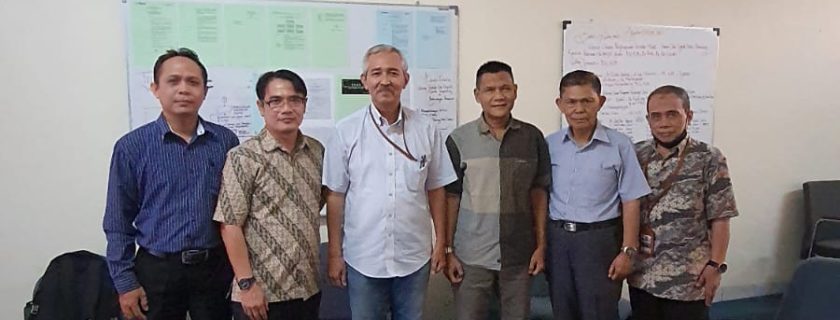 Teknik Elektro UTama berkolaborasi dengan RRI Bandung